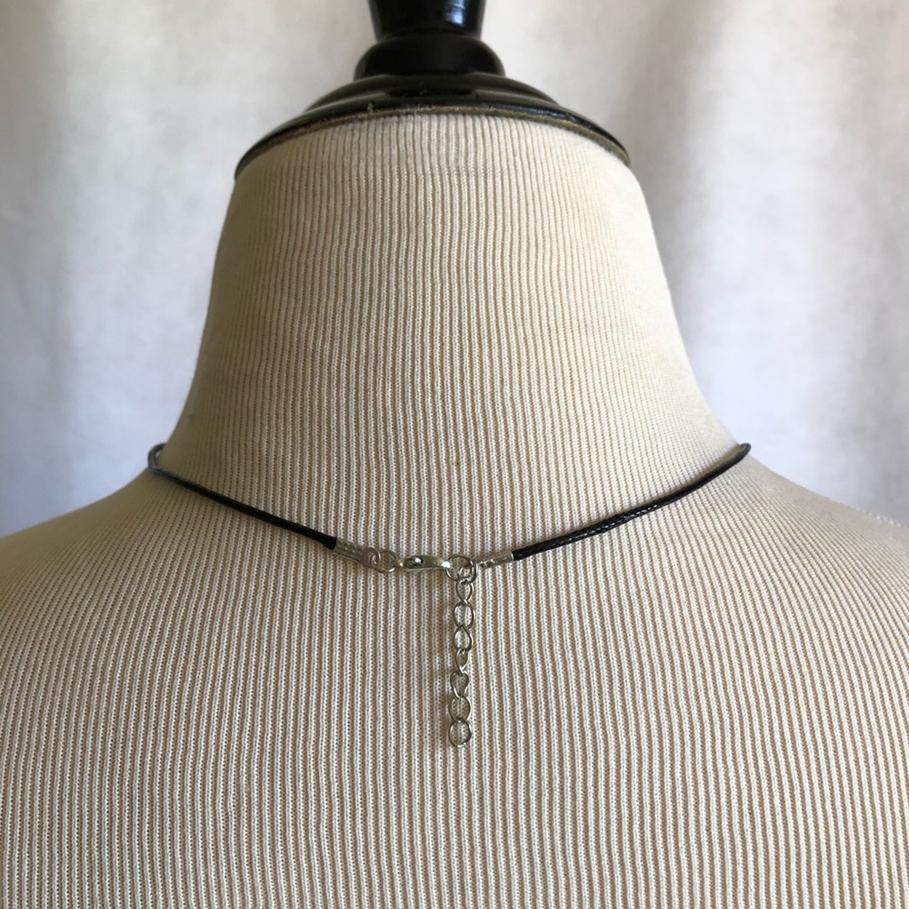 NEW Disney Mickey Mouse Key Rope Choker Necklace - Picture 3 of 3